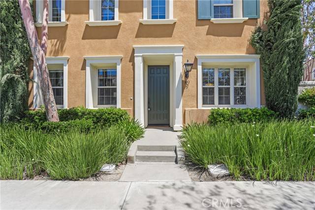 Irvine, CA 92620,89 Chantilly