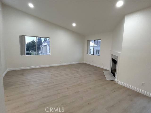 Lake Forest (el Toro), CA 92630,21206 Jasmines Way