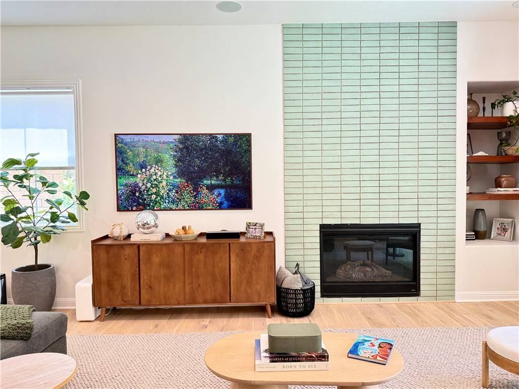 Lake Forest (el Toro), CA 92630,13 Goldenrod