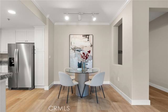 Irvine, CA 92612,3240 Watermarke Place