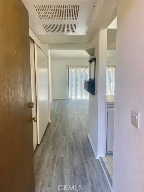 Irvine, CA 92618,184 Lemon Grove #224