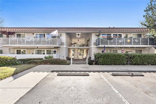 Laguna Woods, CA 92637,654 Avenida Sevilla #O
