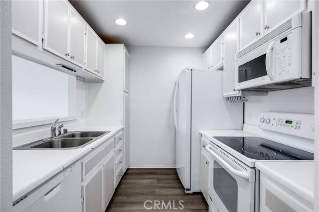 Huntington Beach, CA 92648,215 Wichita Avenue #501