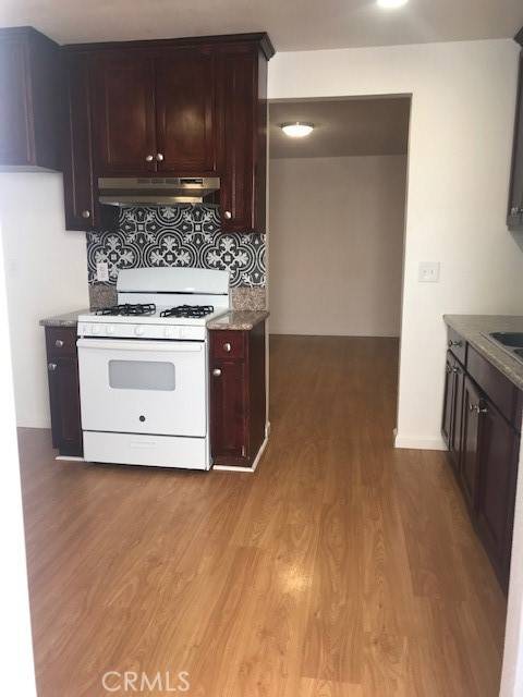 Los Angeles, CA 90044,524 W 81st Street