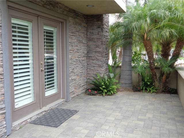 Huntington Beach, CA 92648,211 7th Street