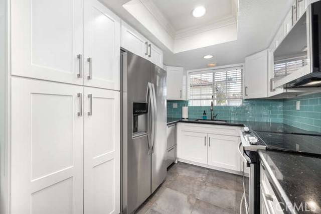 Mission Viejo, CA 92691,23391 La Crescenta #270C