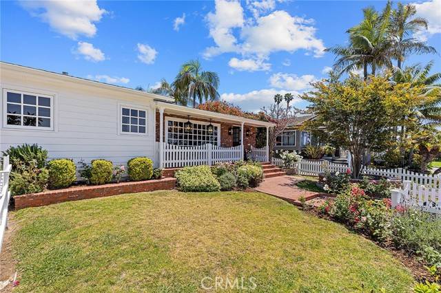 San Clemente, CA 92672,230 Esplanade