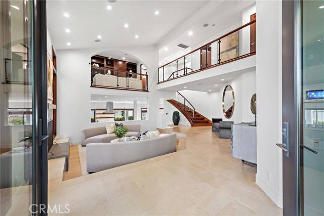 Newport Beach, CA 92663,2907 Cliff Drive