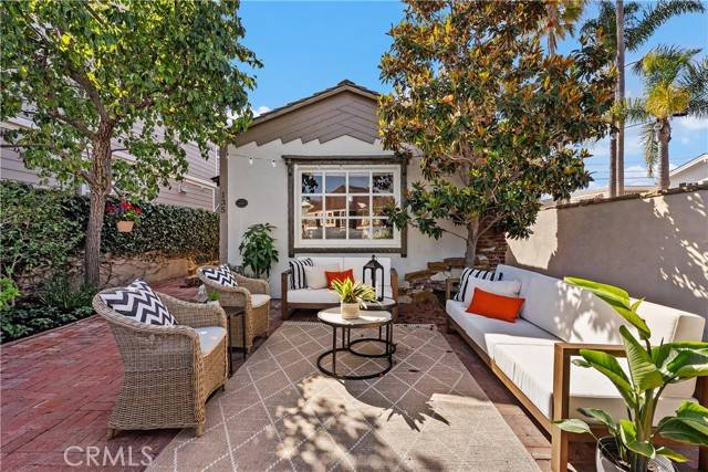 Newport Beach, CA 92662,135 Turquoise Avenue