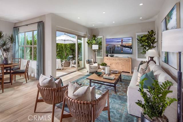 Irvine, CA 92618,116 Rimstone