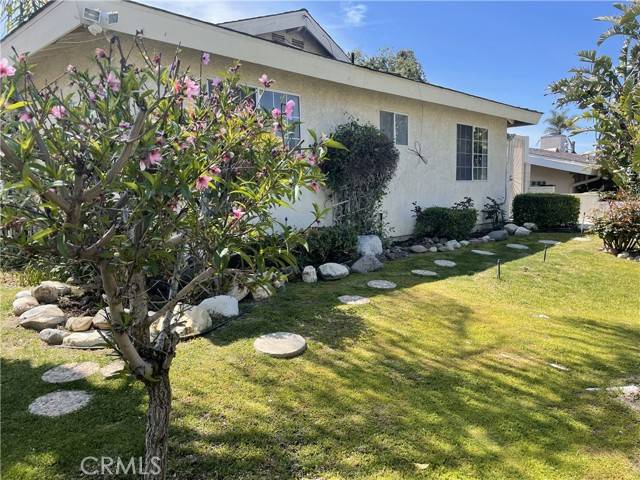Woodland Hills (los Angeles), CA 91367,5551 Mason Avenue