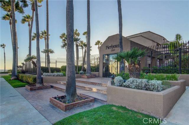 Huntington Beach, CA 92648,1200 Pacific Coast Highway #217