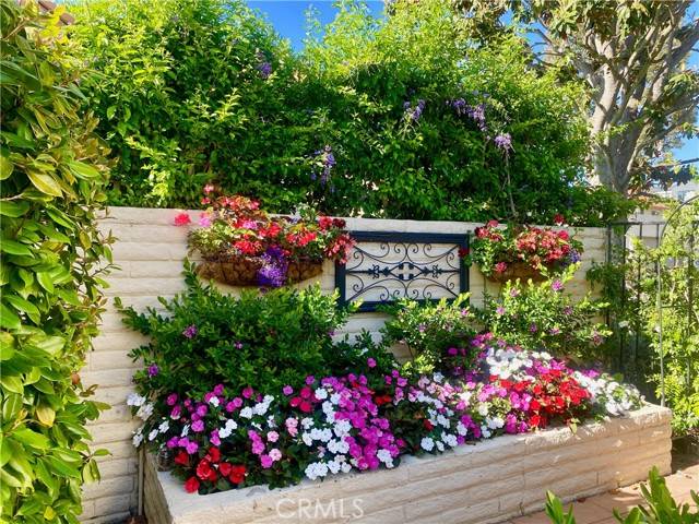 Newport Beach, CA 92660,2211 Vista Hogar