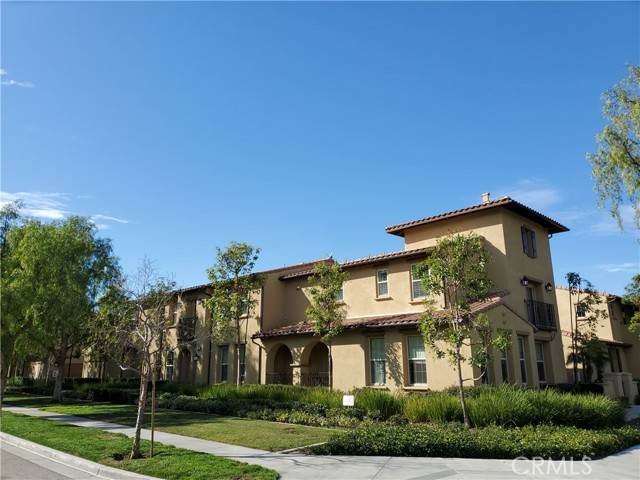 Irvine, CA 92618,61 Silverado
