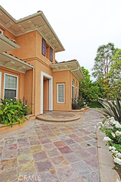 Irvine, CA 92602,30 Pacific Grove