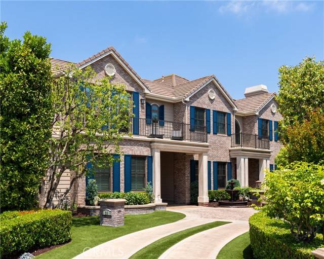 Laguna Hills, CA 92679,25 Flagstone
