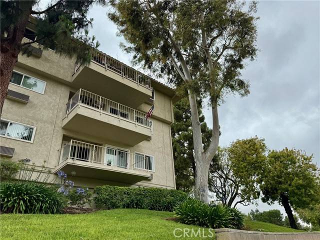 Laguna Woods, CA 92637,2387 Via Mariposa #1A