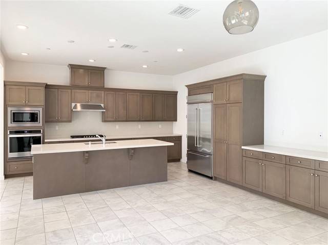 Porter Ranch (los Angeles), CA 91326,20816 Pinecone Circle