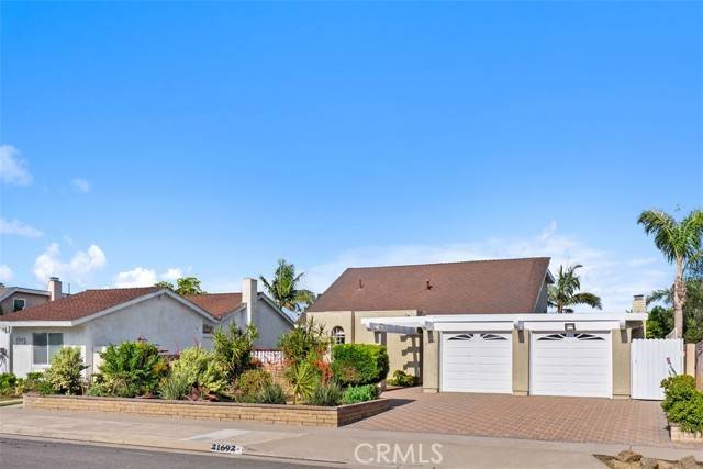 Huntington Beach, CA 92646,21692 Seaside Lane