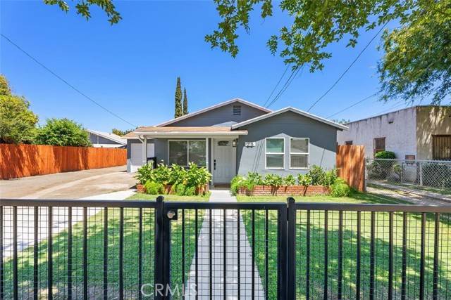 Santa Ana, CA 92701,217 N Mcclay Street