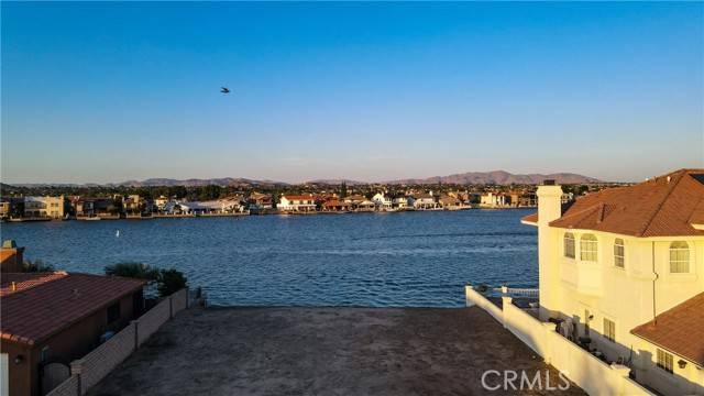 Victorville, CA 92395,18091 Mariner Drive