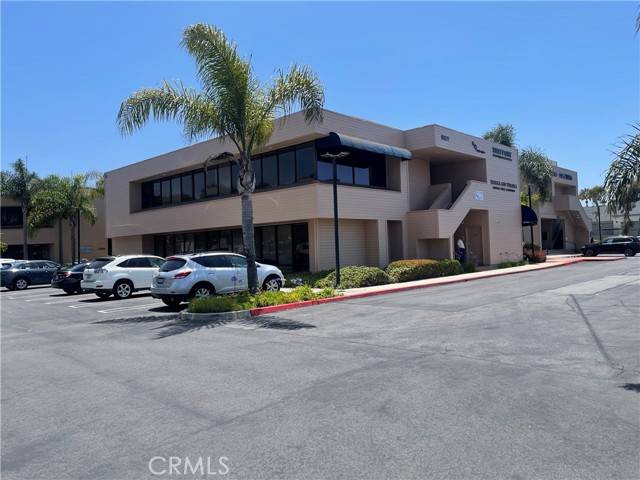 Huntington Beach, CA 92649,16872 Bolsa Chica Street