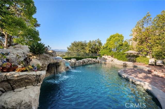 Laguna Hills, CA 92679,4 Wandering River