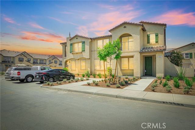 Ontario, CA 91761,4009 E Coronado Privado