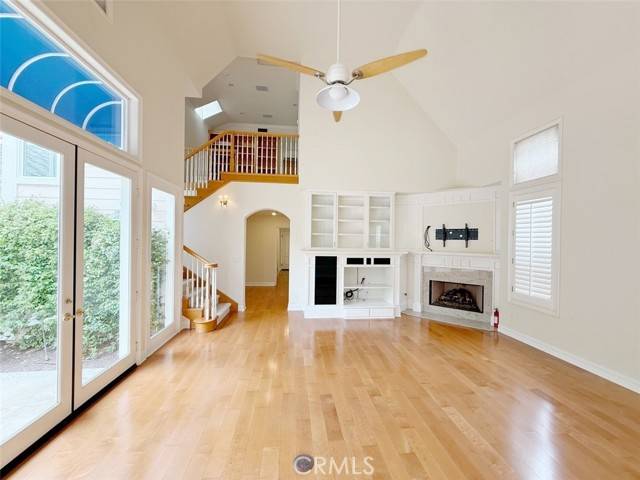 Newport Beach, CA 92663,519 Westminster Avenue