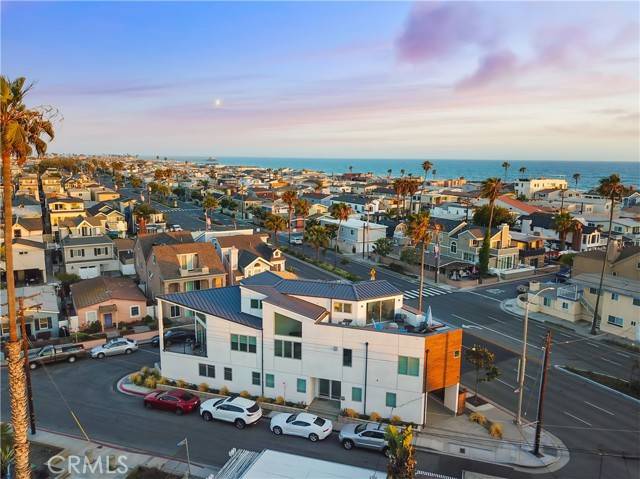 Newport Beach, CA 92663,4405 Channel Place