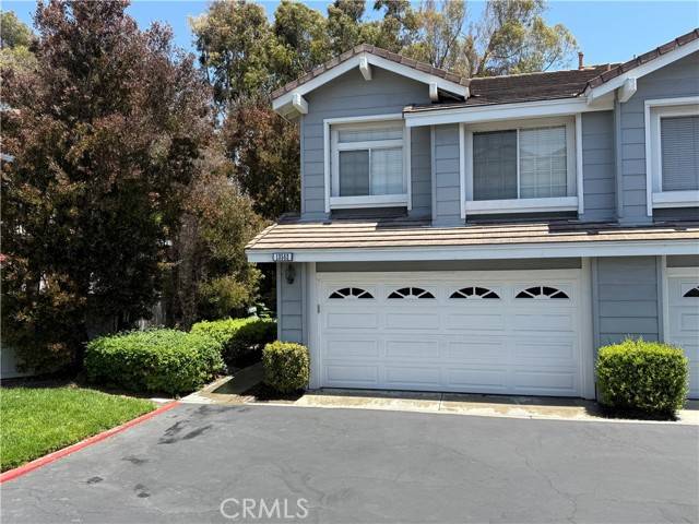 Tustin, CA 92782,13562 Mahogany Place
