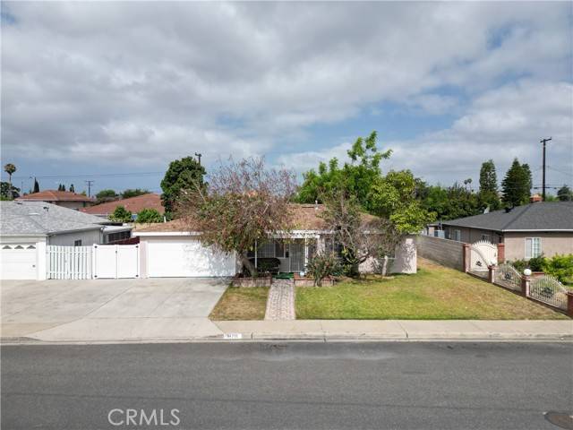 Midway City, CA 92655,14711 Riata Street