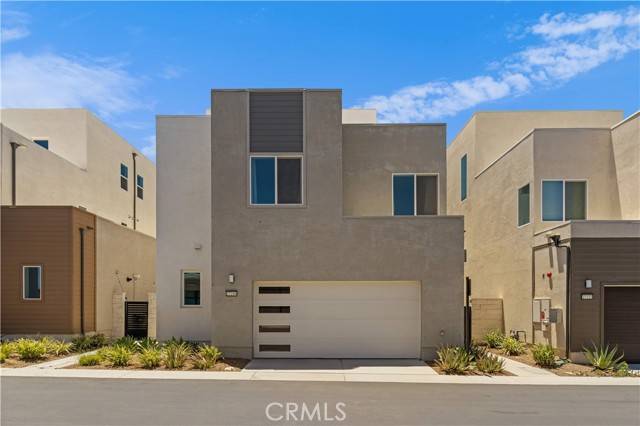 Valencia (santa Clarita), CA 91355,27216 W Coyote Bush Ct