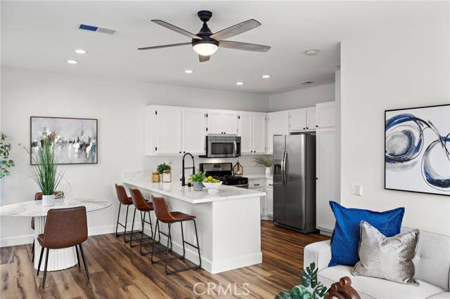 Trabuco Canyon, CA 92679,17 Mesquite