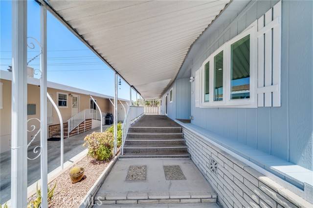 Lake Forest (el Toro), CA 92630,24001 Muirlands Boulevard #387