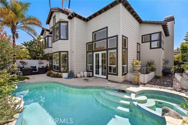 Laguna Hills, CA 92679,1 Rolling Hills