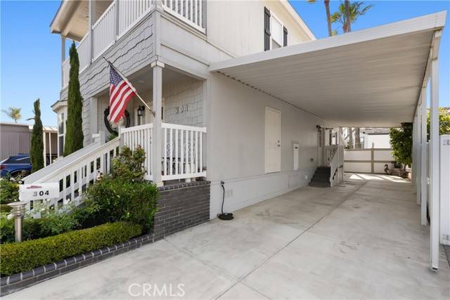 Newport Beach, CA 92660,304 Lexington Circle