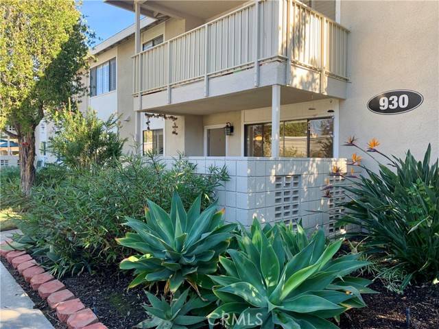 Laguna Woods, CA 92637,930 Avenida Majorca #A