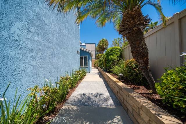 Huntington Beach, CA 92648,811 Oceanhill Drive