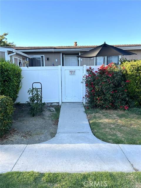 Laguna Hills, CA 92653,25821 Via Lomas #216