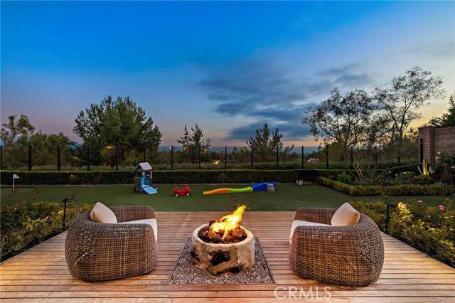 Irvine, CA 92602,137 Sunset Cv