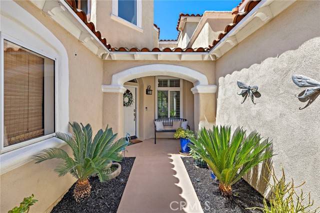 Laguna Hills, CA 92679,15 Via Barcaza