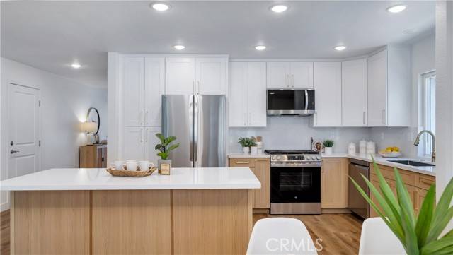 Mission Viejo, CA 92692,27843 Espinoza
