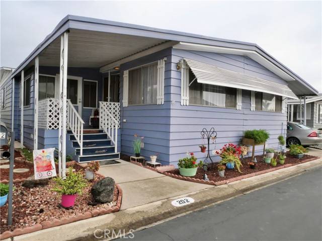 Lake Forest (el Toro), CA 92630,24921 Muirlands Boulevard #202