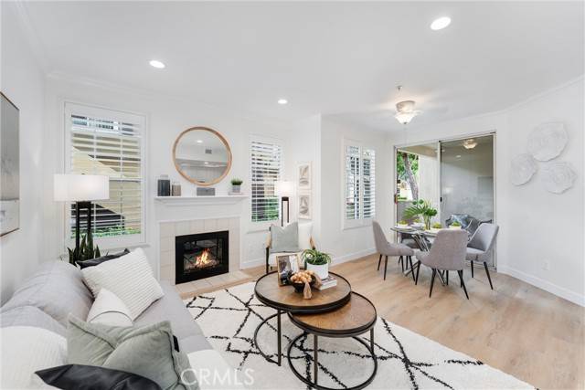 Tustin, CA 92782,239 Gallery Way