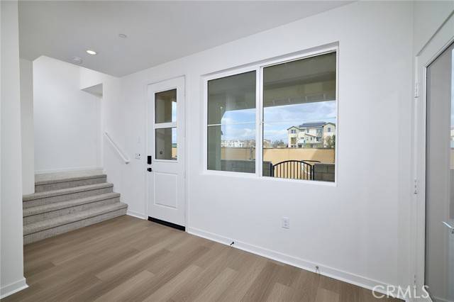 Eastvale, CA 92880,6046 Fairfax Drive