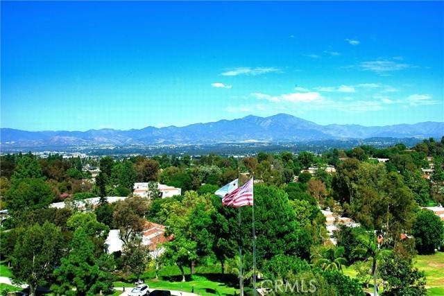 Laguna Woods, CA 92637,24055 W Paseo Del Lago #962