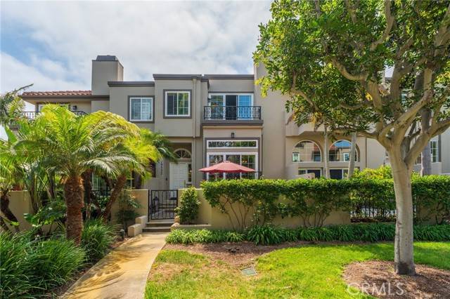 Huntington Beach, CA 92648,19322 Archfield Lane