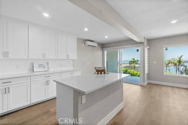 Laguna Beach, CA 92651,2607 Solana Way #7