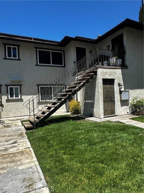 Santa Ana, CA 92707,3925 S Ross Street